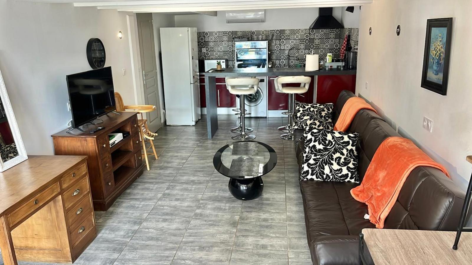 Chez Ben Avec Tout Le Confort Clim Wifi Netflix Gratuit Кастр Екстериор снимка